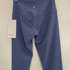 lululemon align HR crop 21”